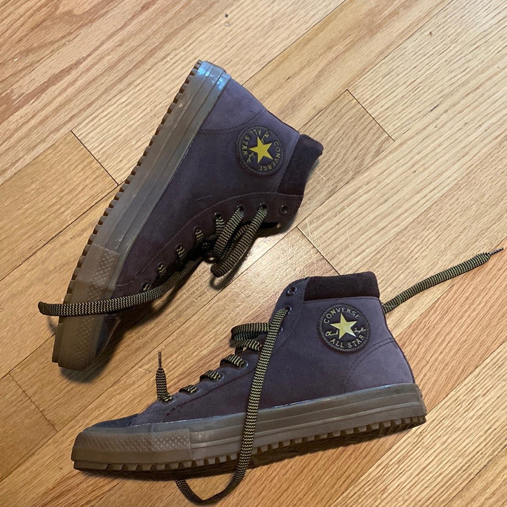 Brown Converse